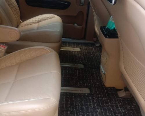 Affordable Kia Carnival rental in Bangalore for family trips